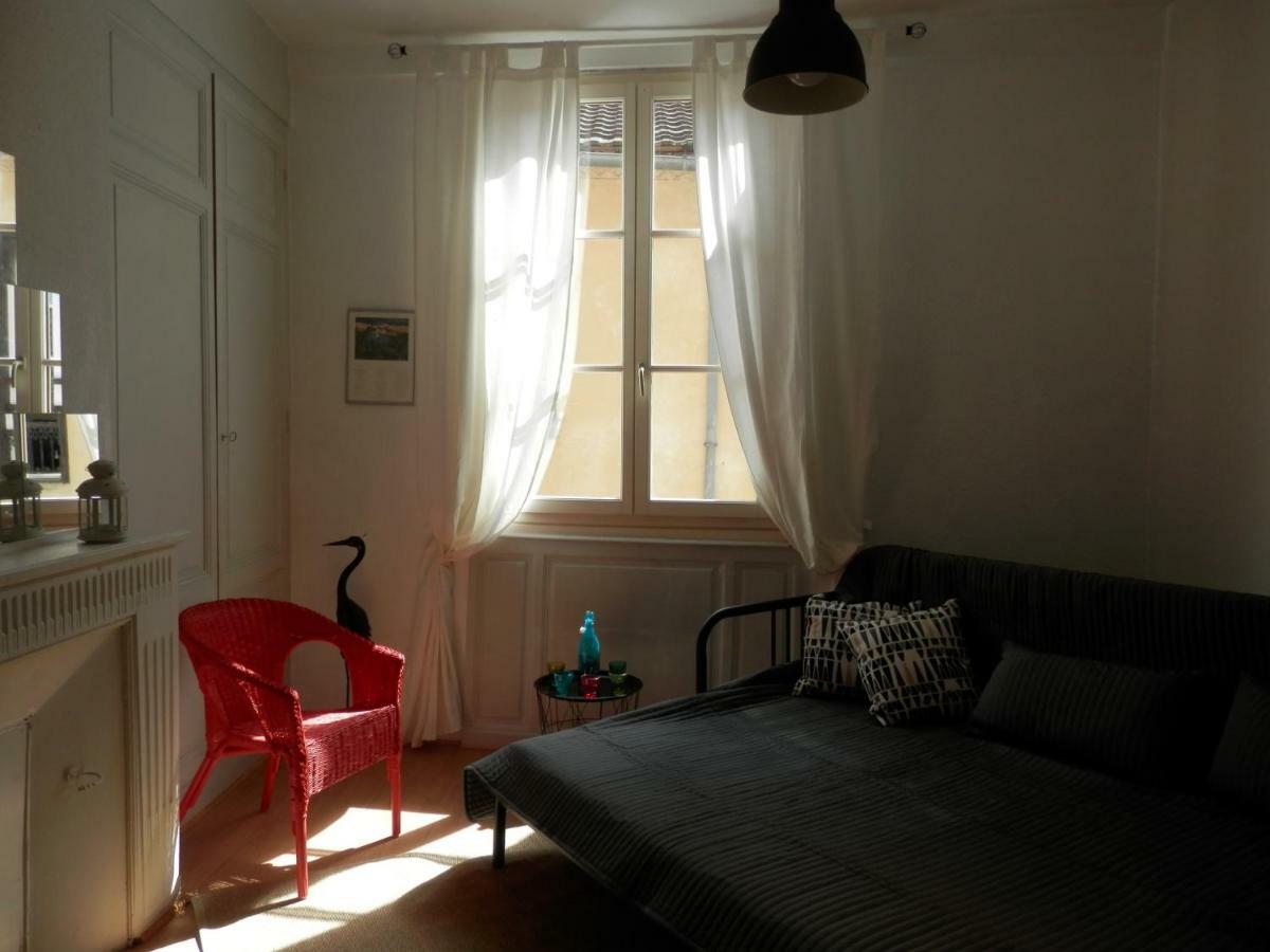 דירות ברגרק Couette Et Cafe Cyrano מראה חיצוני תמונה